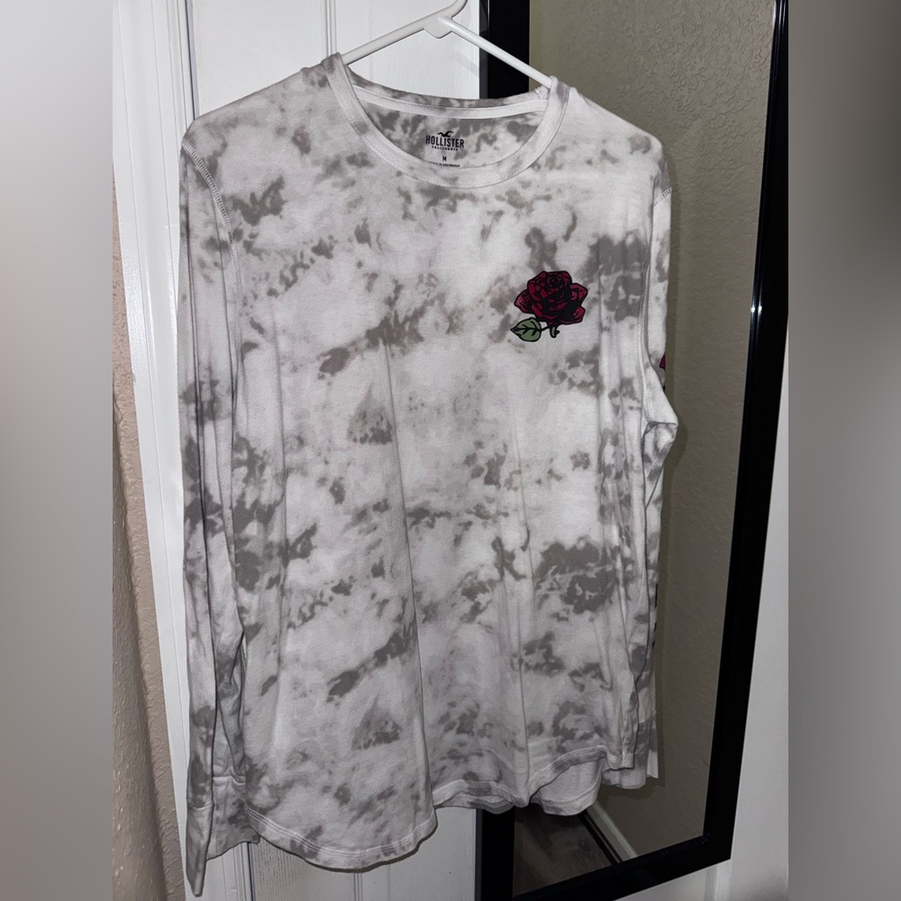 Medium Hollister Long Sleeve